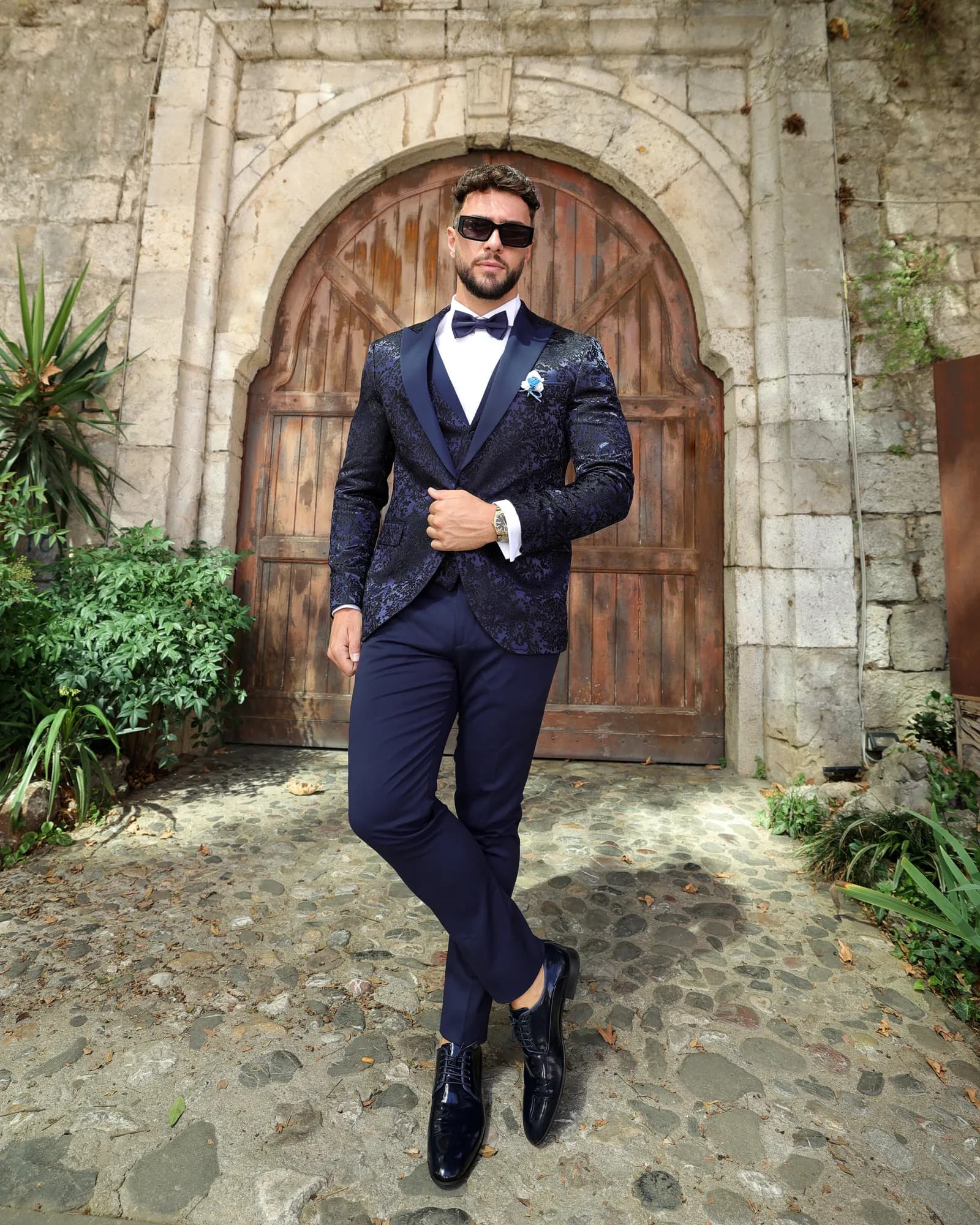 kostum ceremonial me design blu – foto 3